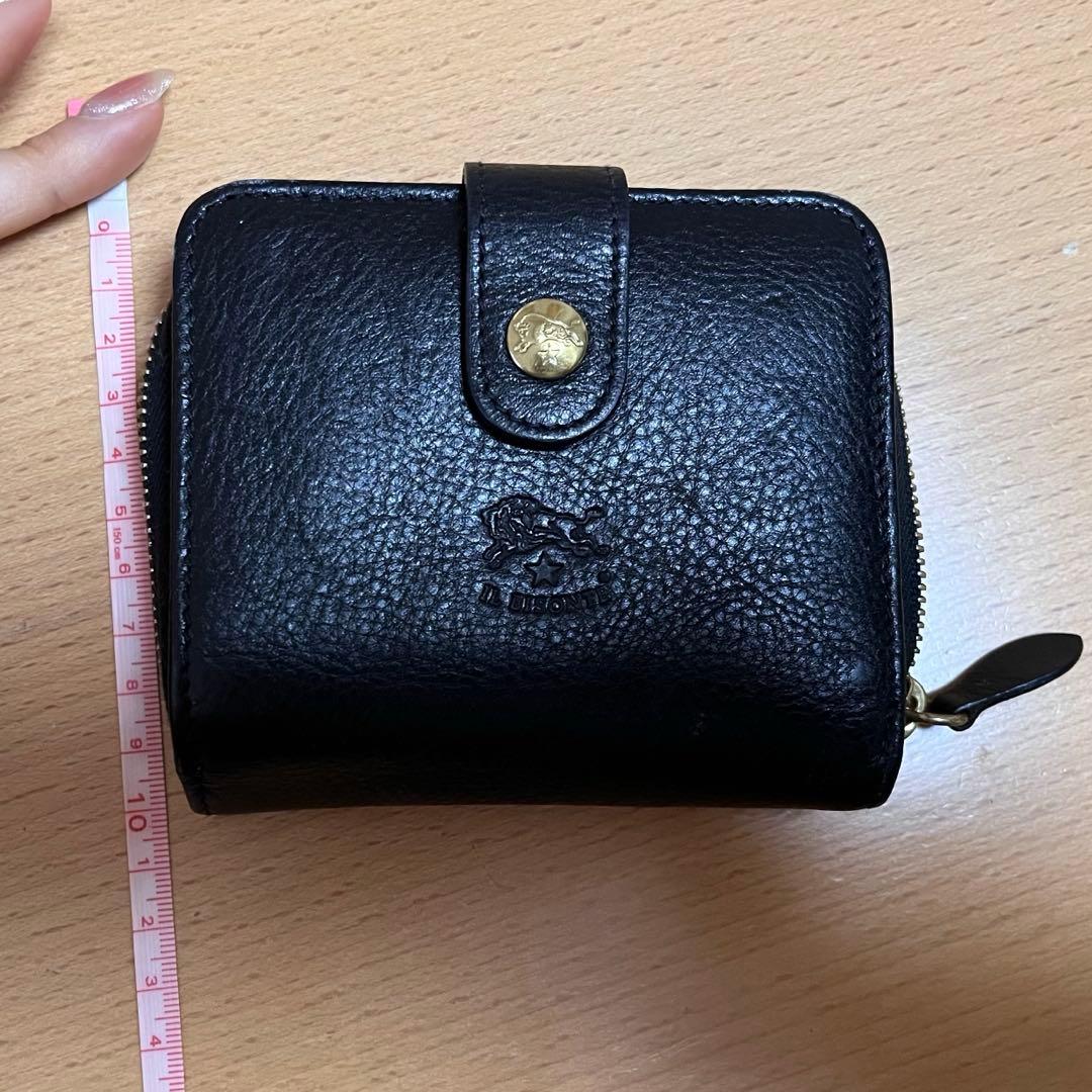 【即購入大歓迎】IL BISONTE 財布二つ折り 小銭入れ付 ブラック