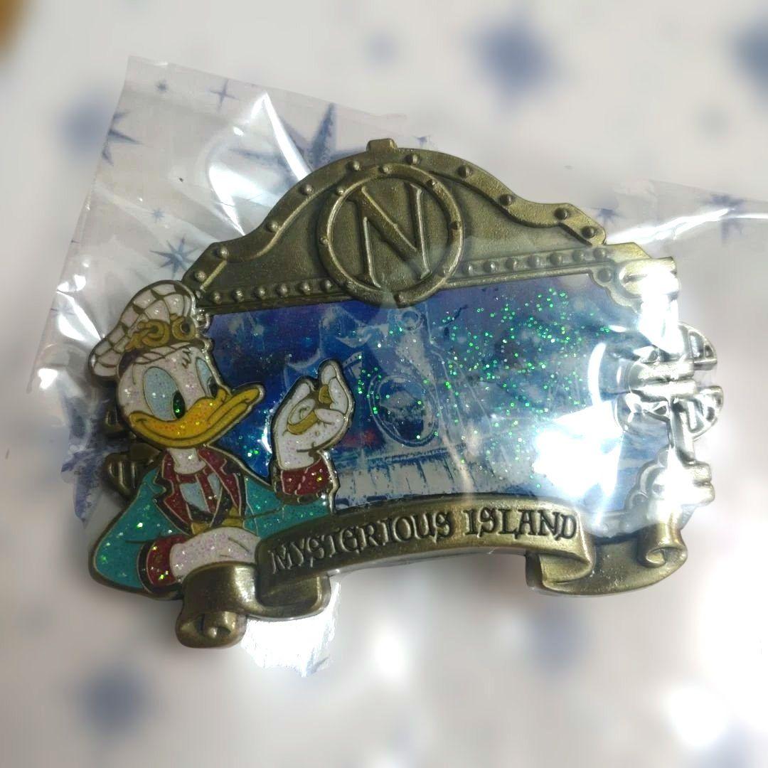 【匿名配送】東京ディズニーシー20周年ピンバッジセット