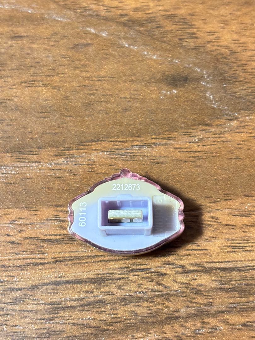 たまごっちピース(白) たまデコピアスディズニー