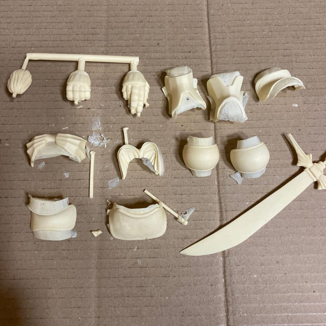 伝説のオウガバトル イシュタル ガレージキット タクティクスオウガ