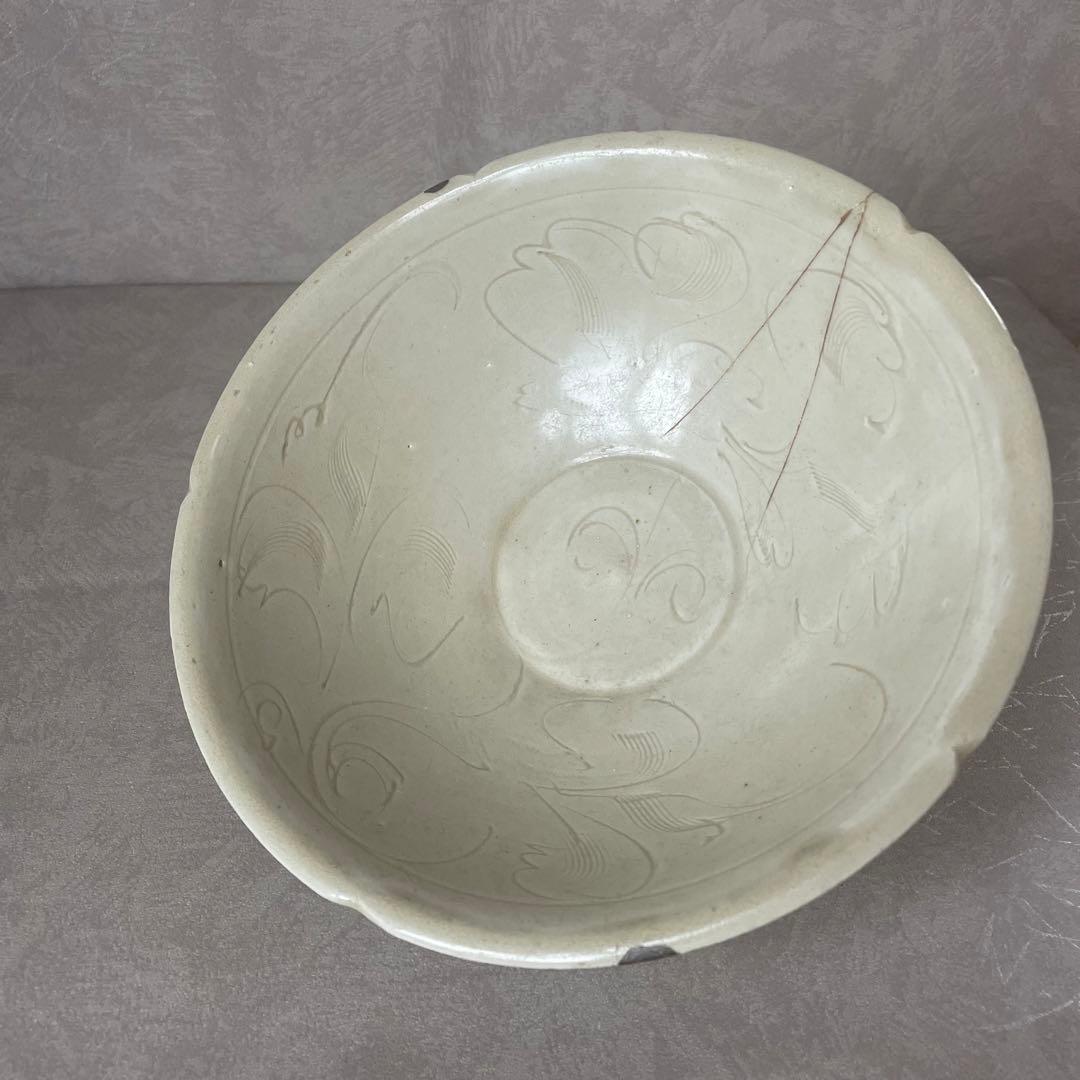 龍泉窯青磁 宋 南宋 元 青磁碗 陰刻 中国美術 中国古玩 骨董 古美術 茶道具