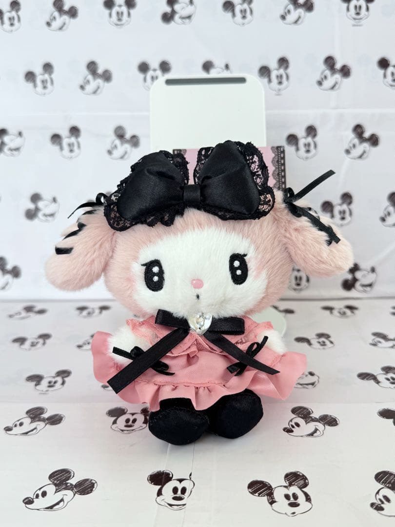 サンリオ　マイメロディ　マスコットホルダー　真夜中のメロクロデザイン