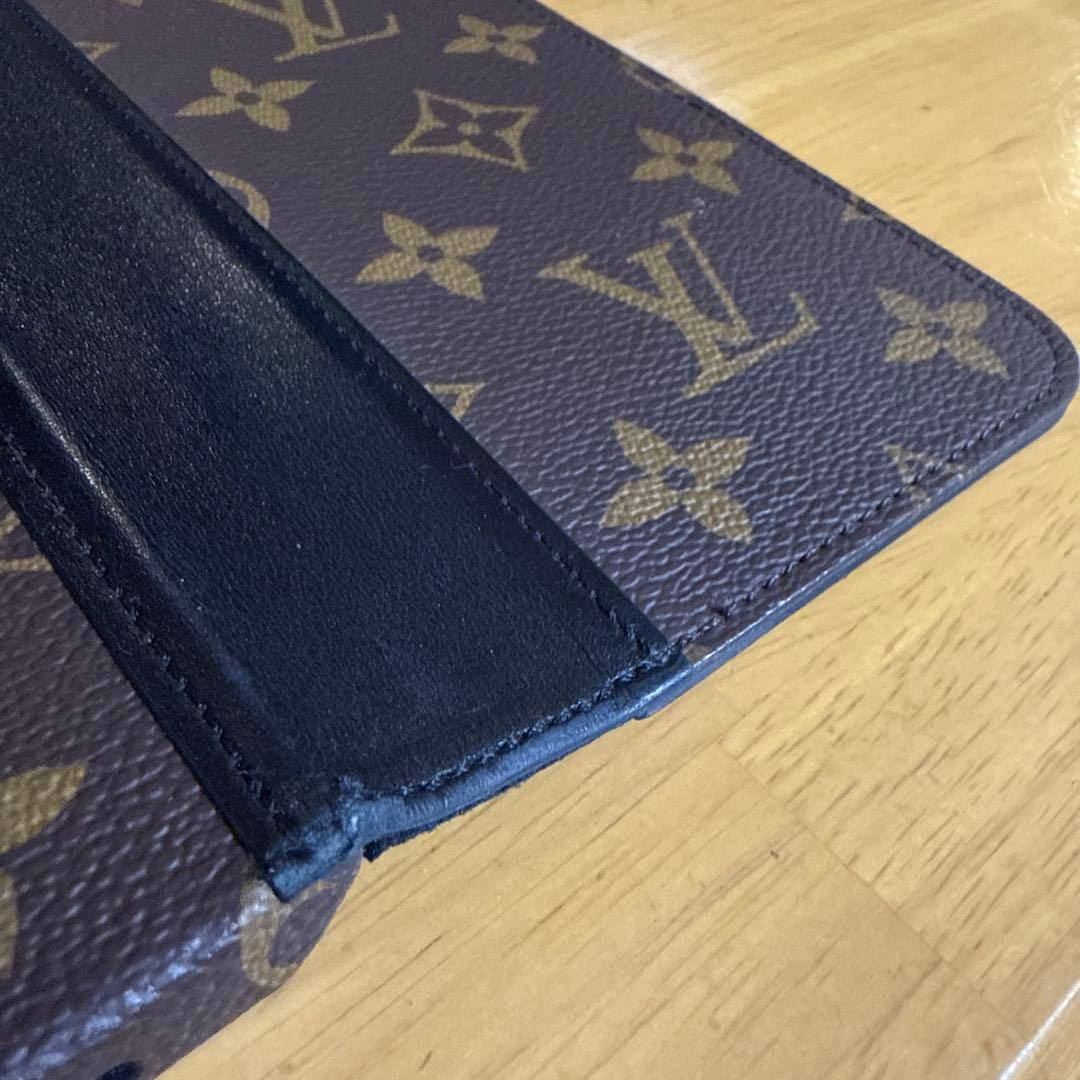 iPhone16Pro フォリオ　ルイヴィトン　ケース