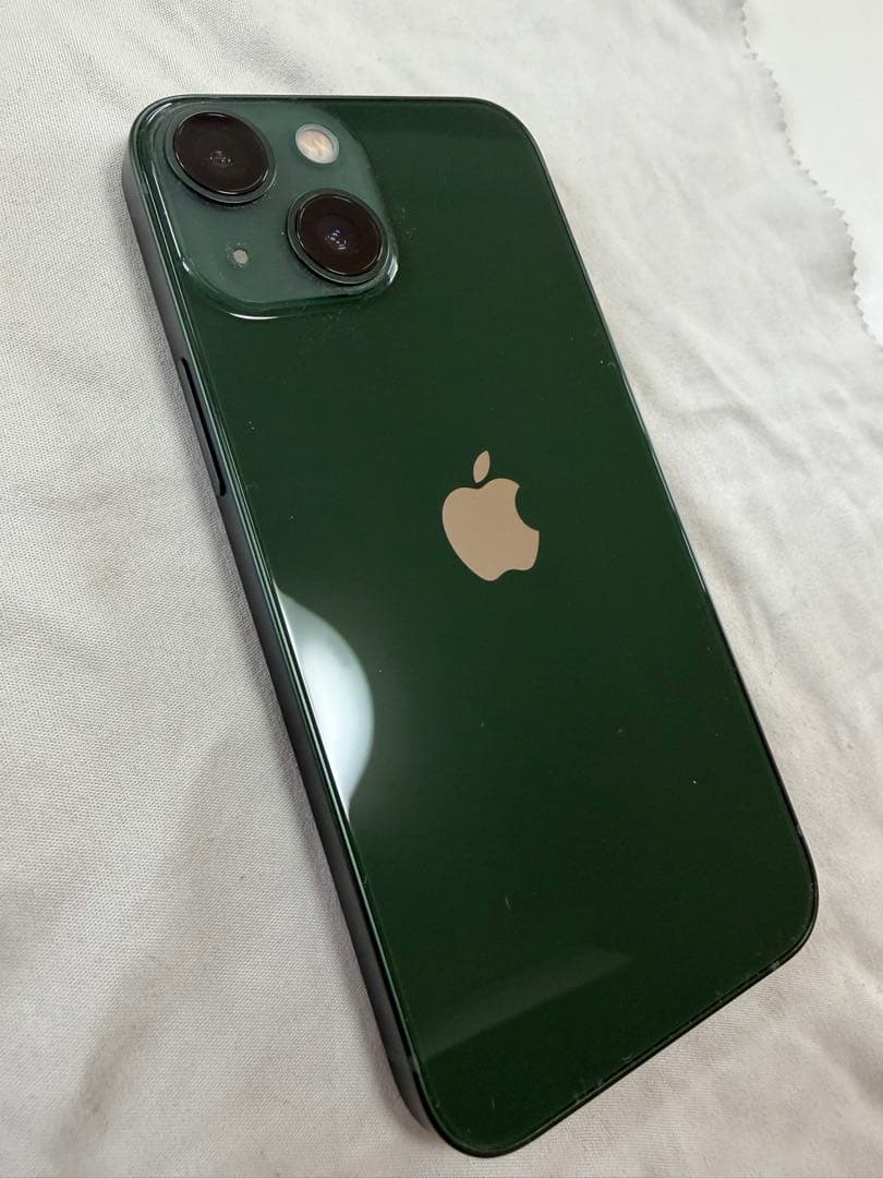ゆ*み様 Apple iPhone 13 mini ミッドナイトグリーン 256