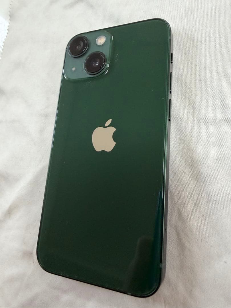ゆ*み様 Apple iPhone 13 mini ミッドナイトグリーン 256