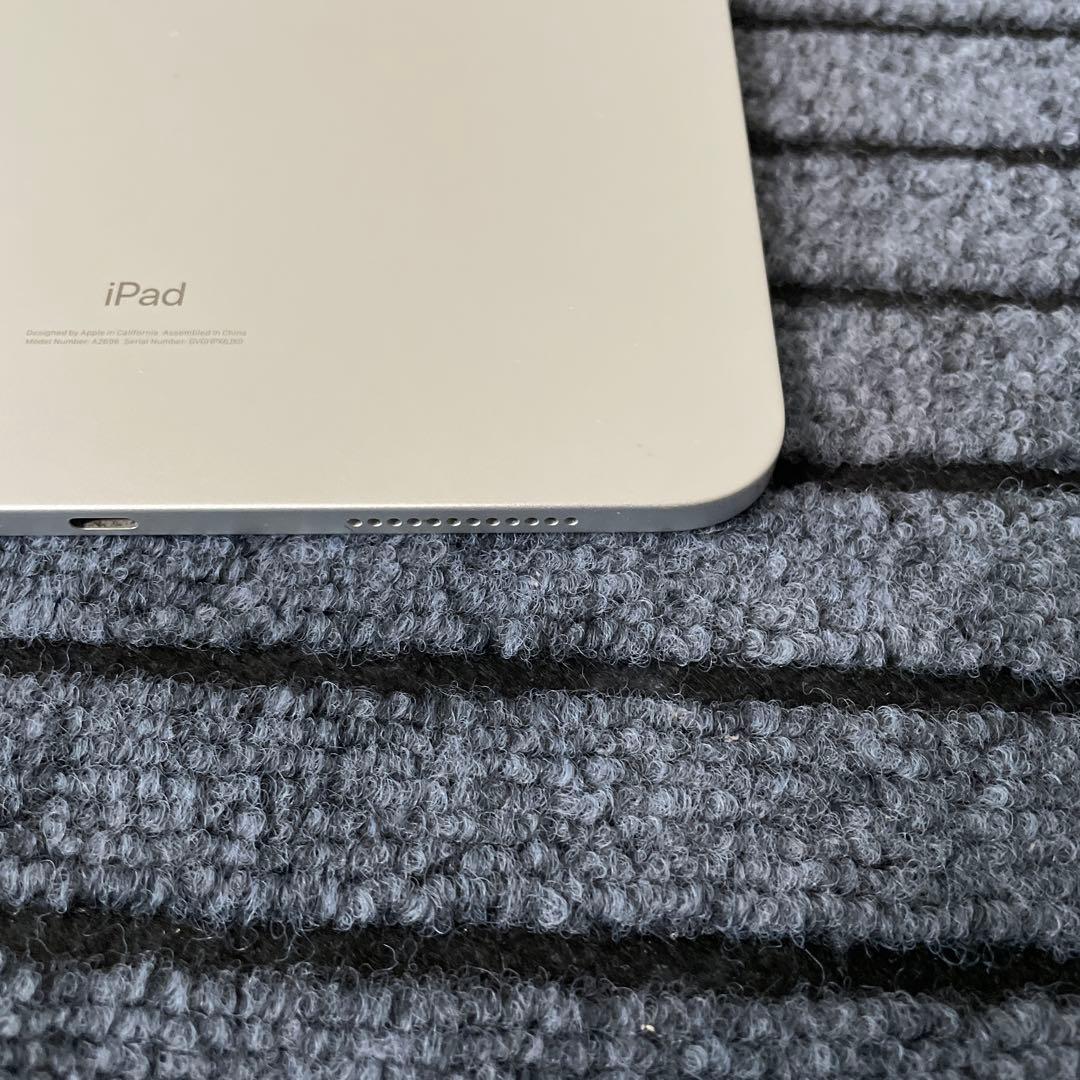 125 iPad 10世代 256GB Wi-Fi シルバー