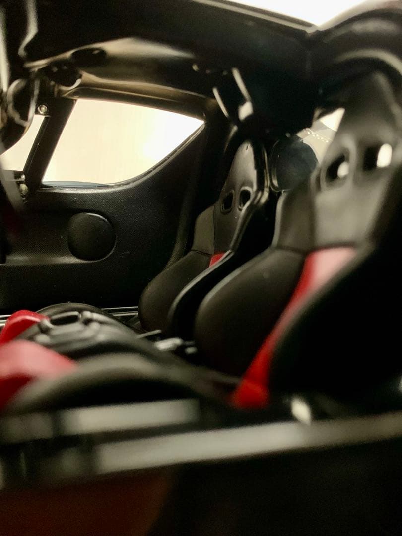 希少ブラック 100% ホットウィール エンツォ フェラーリ 1/18