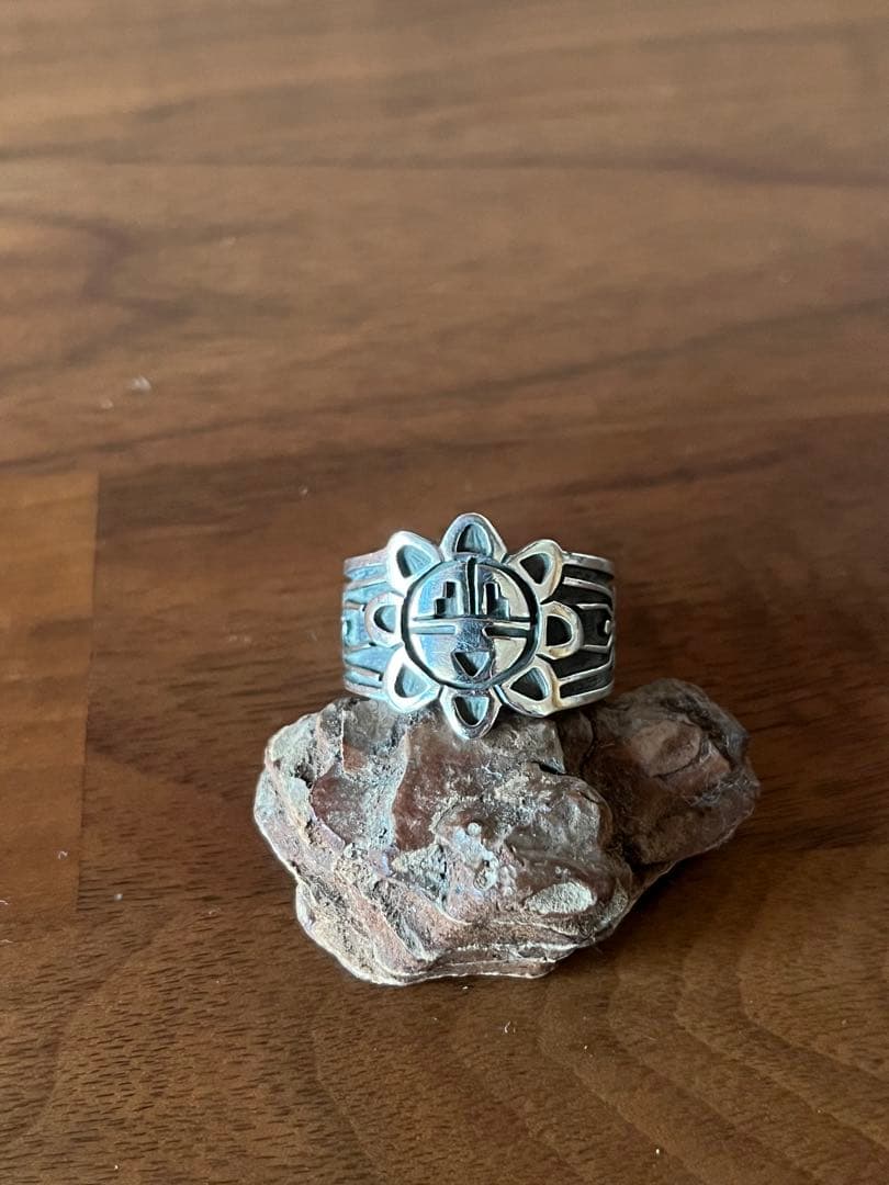 ホピ　ジェラルド・ ロマヴェンテマ　インディアンジュエリー リング サンフェイス