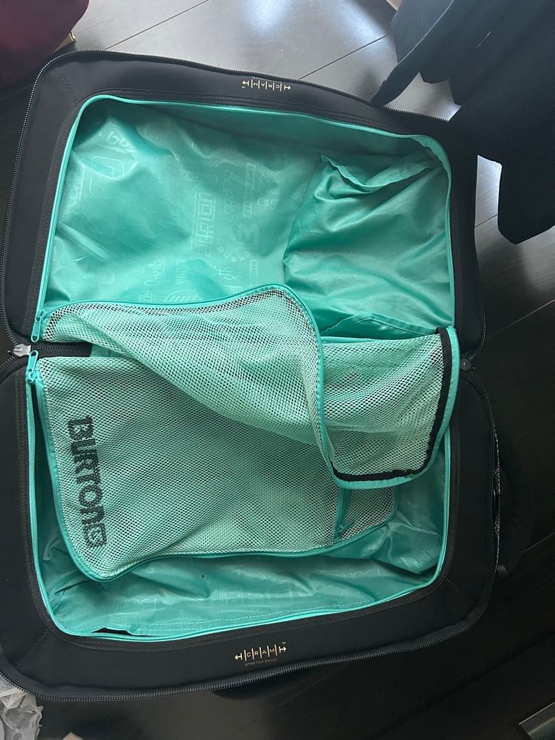 BURTON キャリーケース