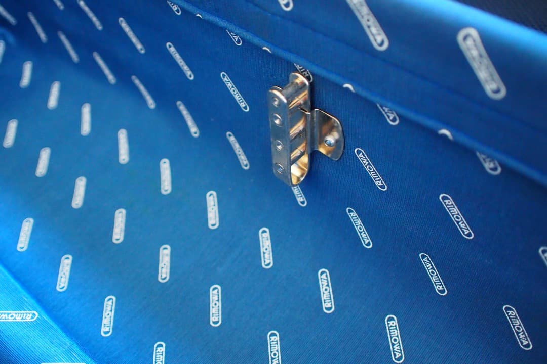 RIMOWA　スーツケース　トパーズ　クラシック　No.6228　シルバー