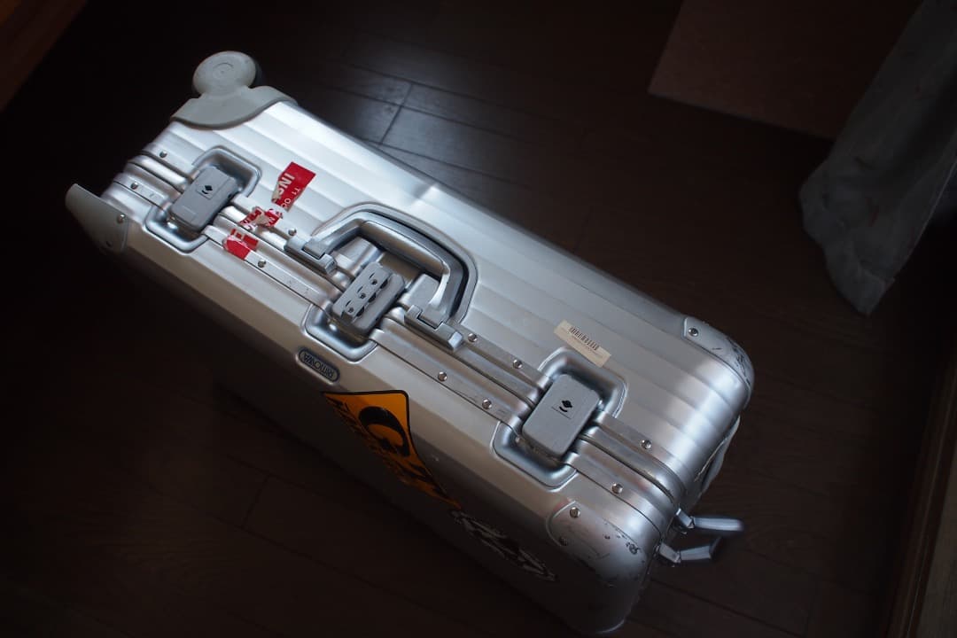 RIMOWA　スーツケース　トパーズ　クラシック　No.6228　シルバー