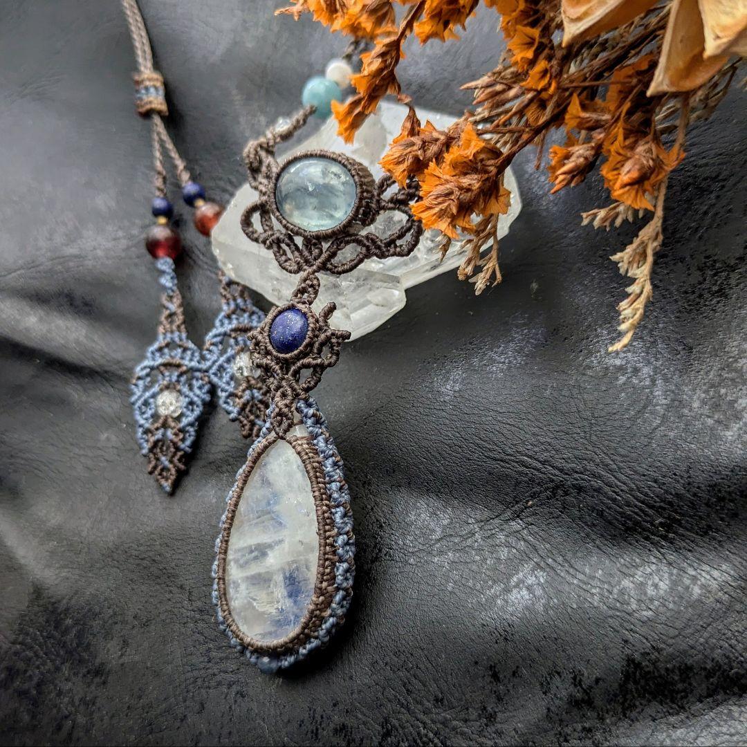 1266 マクラメハンドメイドネックレス