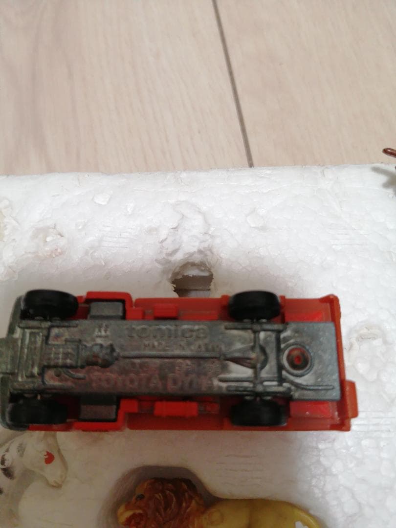 トミカ　サファリシリーズ