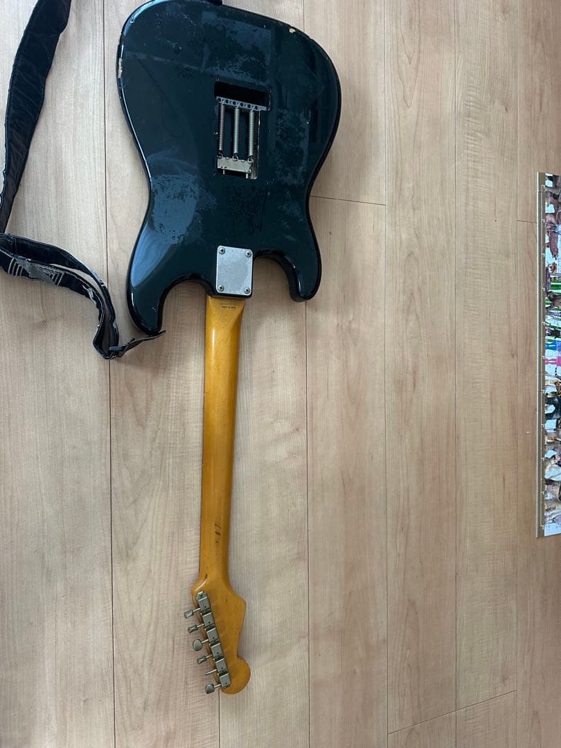 Fender ストラトキャスター ブラック