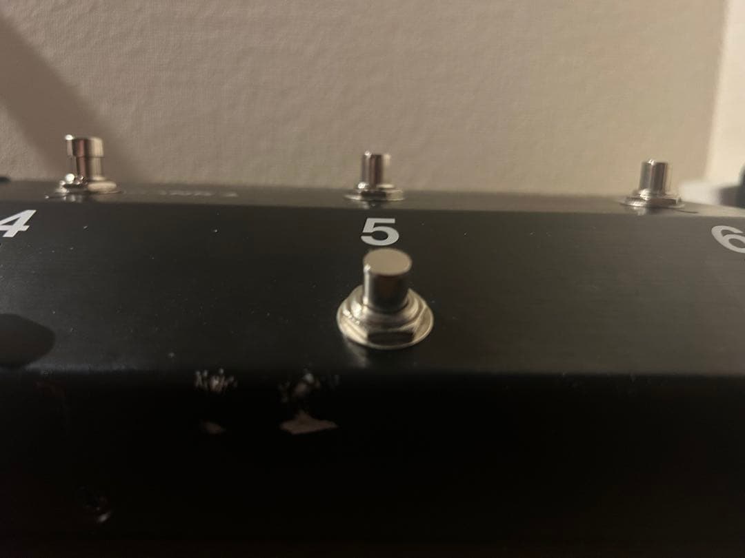 BOSS エフェクトスイッチングシステム ES-8