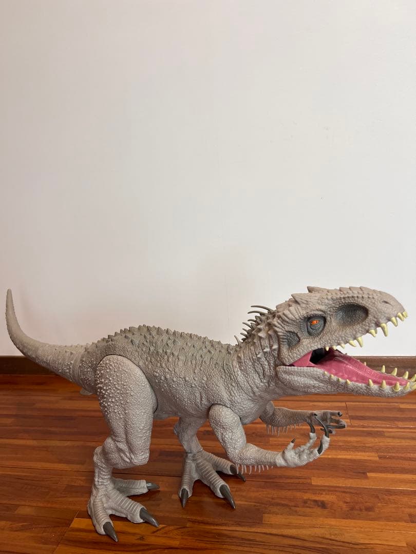 恐竜フィギュア (インドミナスレックス)グレー 大きいサイズ