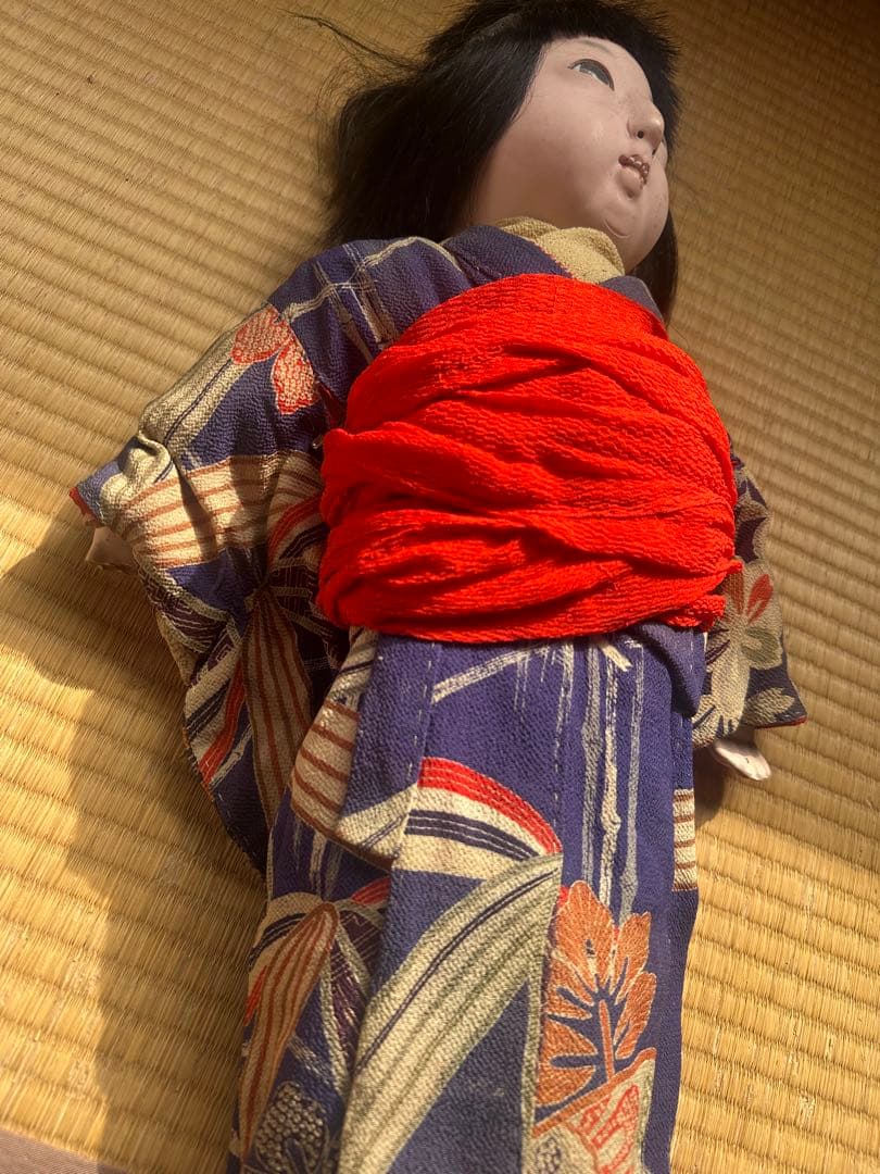 座敷童子部屋の市松人形セット 伝統的和服 黒髪