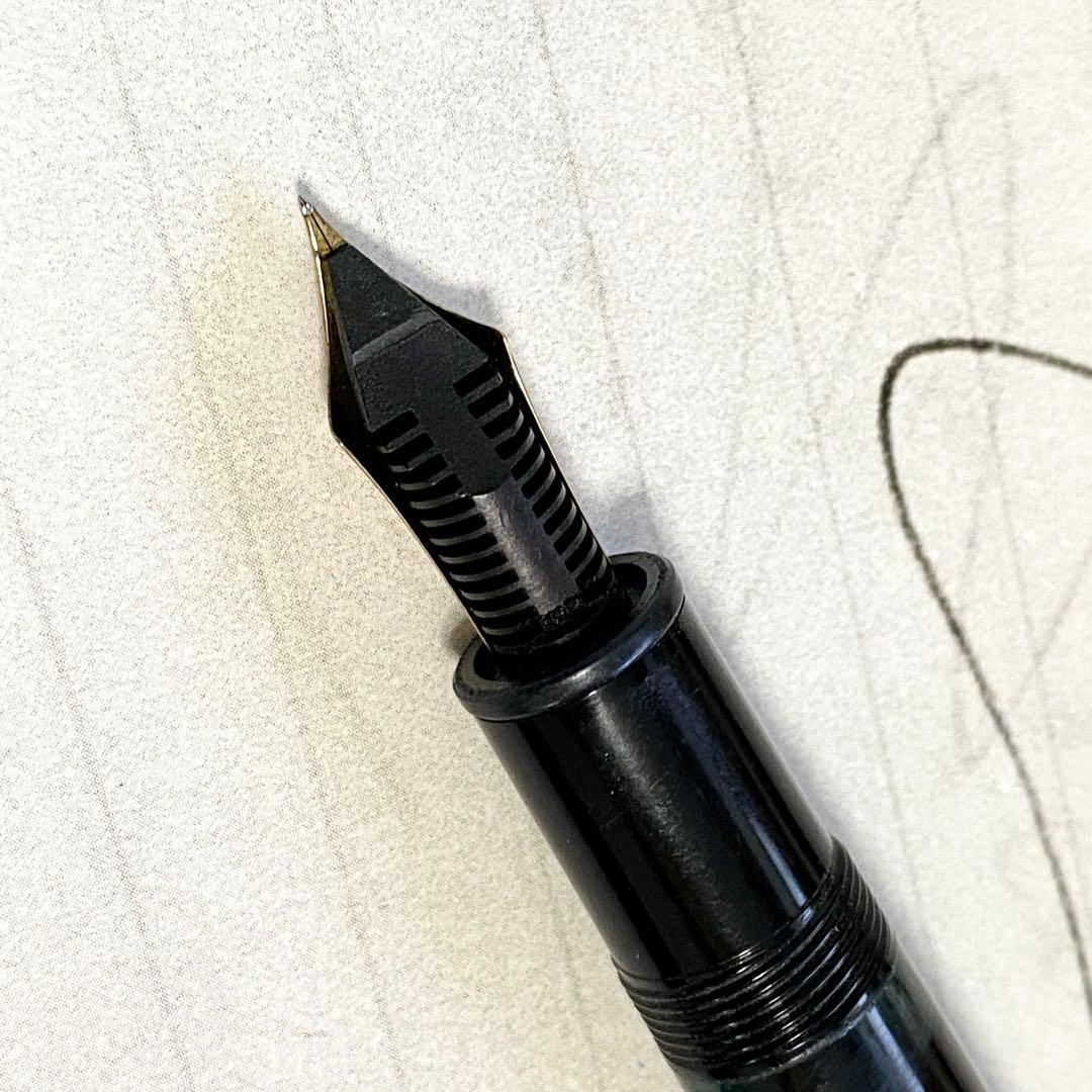Montblanc Meiserstuck 4810 14C 585 万年筆