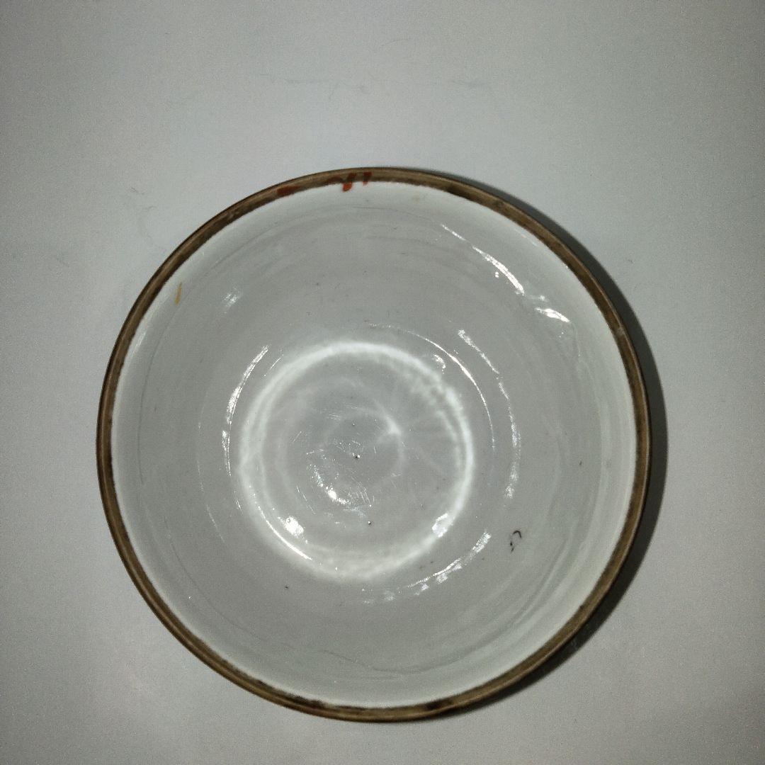 v141　中国清朝期 同治年製 粉彩絶品金魚絵付磁器鉢 弦金魚図　Q