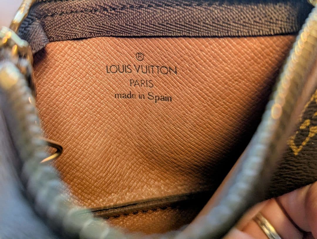 ルイヴィトン ポシェットクレ モノグラム