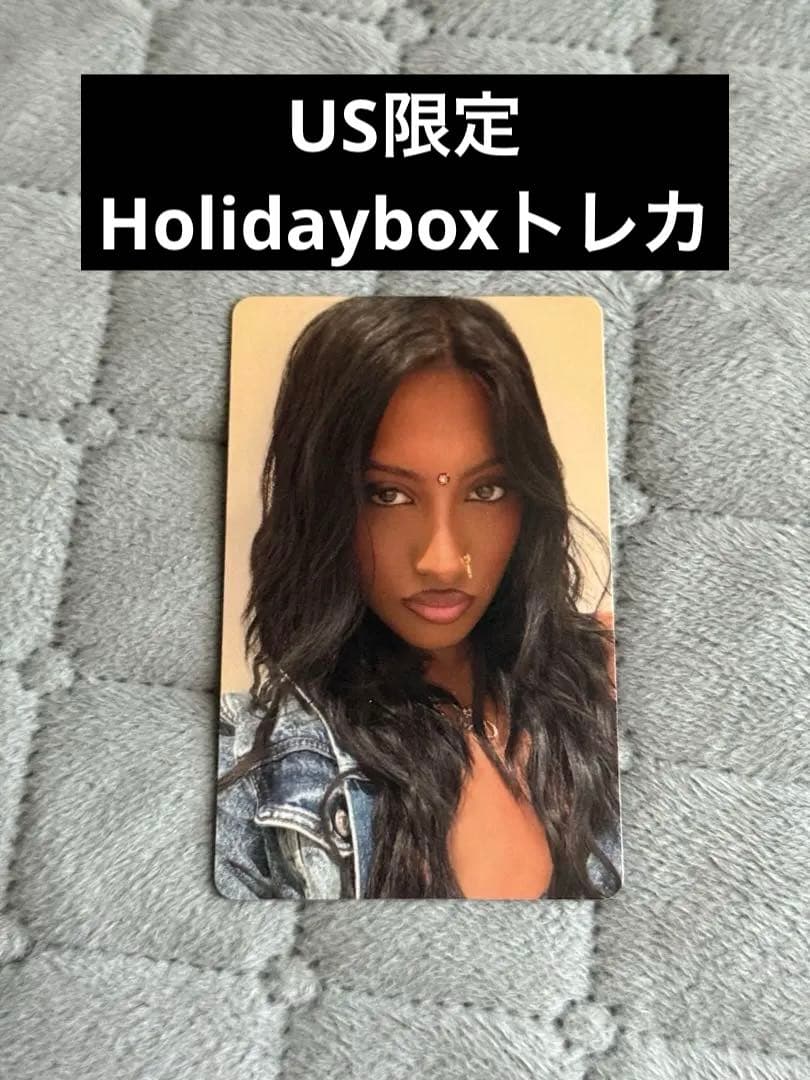 KATSEYE ララ Holiday boxトレカ
