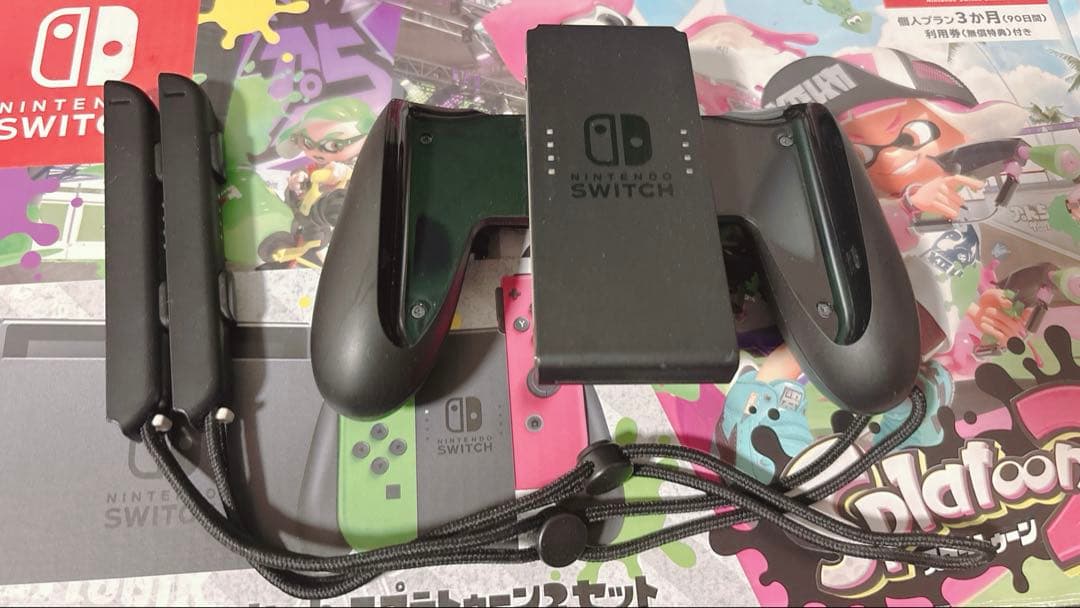 【メルカリ市限定値下げ】switch スプラトゥーン2版　プロコン有り