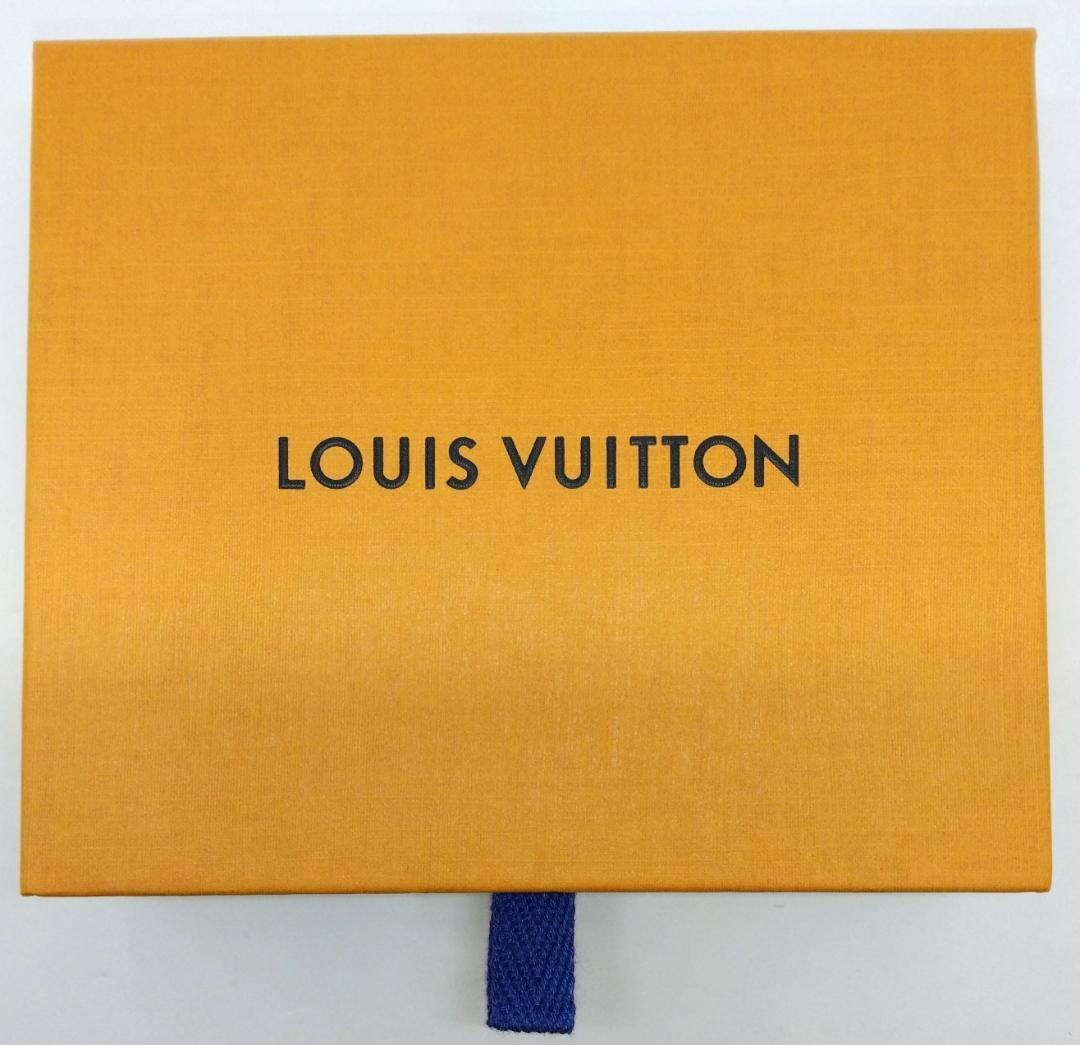 ルイヴィトン ジッピー パース ヴェルニ アマラント 中古品(39025※