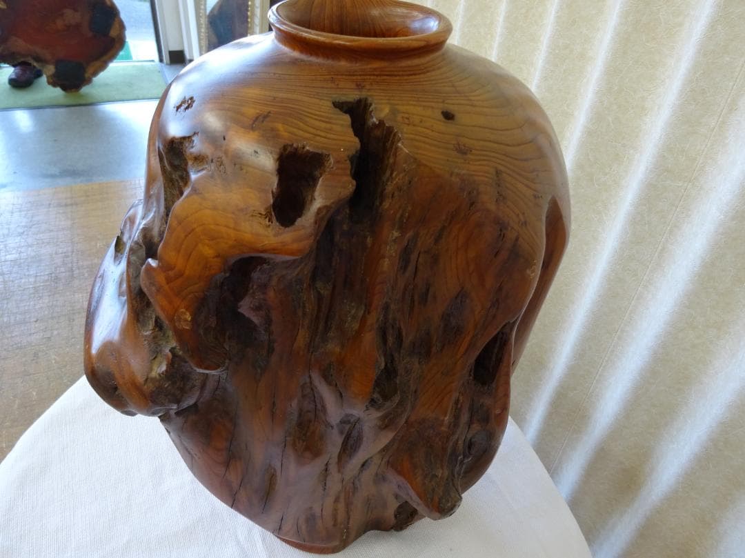 稀少　屋久杉　銘木　壺　花器　泡瘤　虎杢　泡杢　伝統工芸品　世界遺産　美術品　②