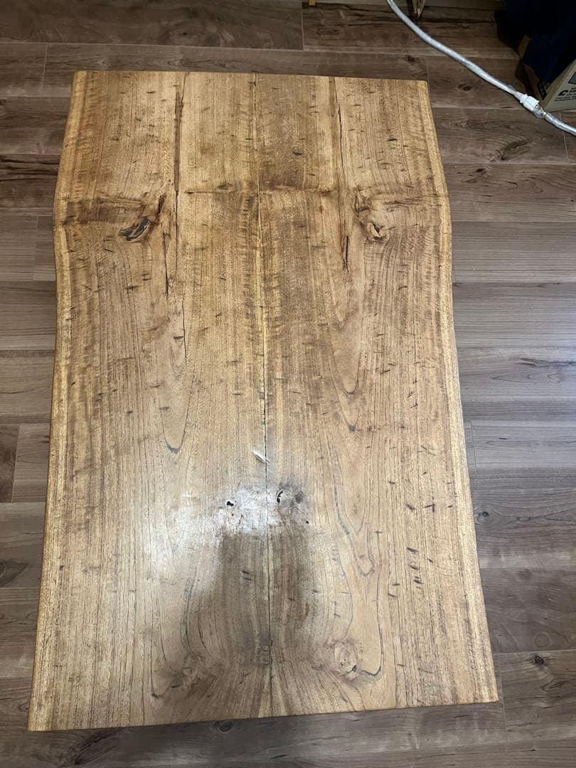 コーヒーテーブル