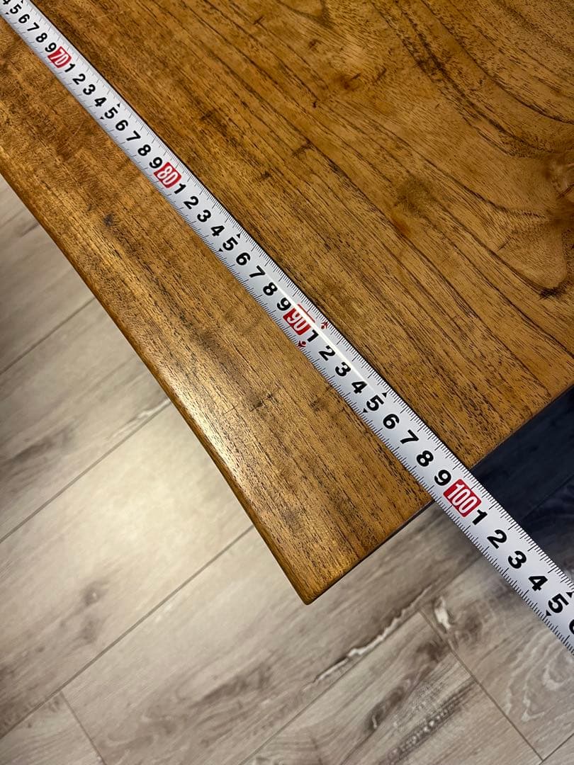 コーヒーテーブル