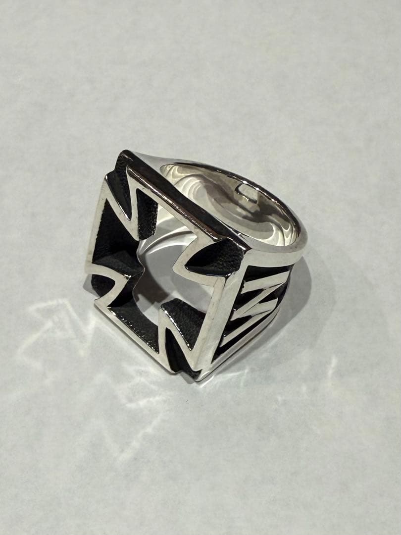 岡*生様 WEIRDO アイアンクロス シルバーリング