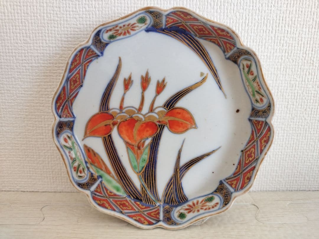 お値下げしました、4枚組　色絵　菖蒲紋　小皿