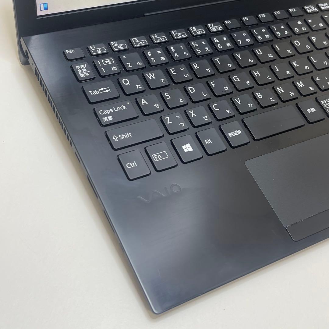 Windowsノート本体 #656 VAIO VJPF11C12N i7 7500U 16GB 256GB