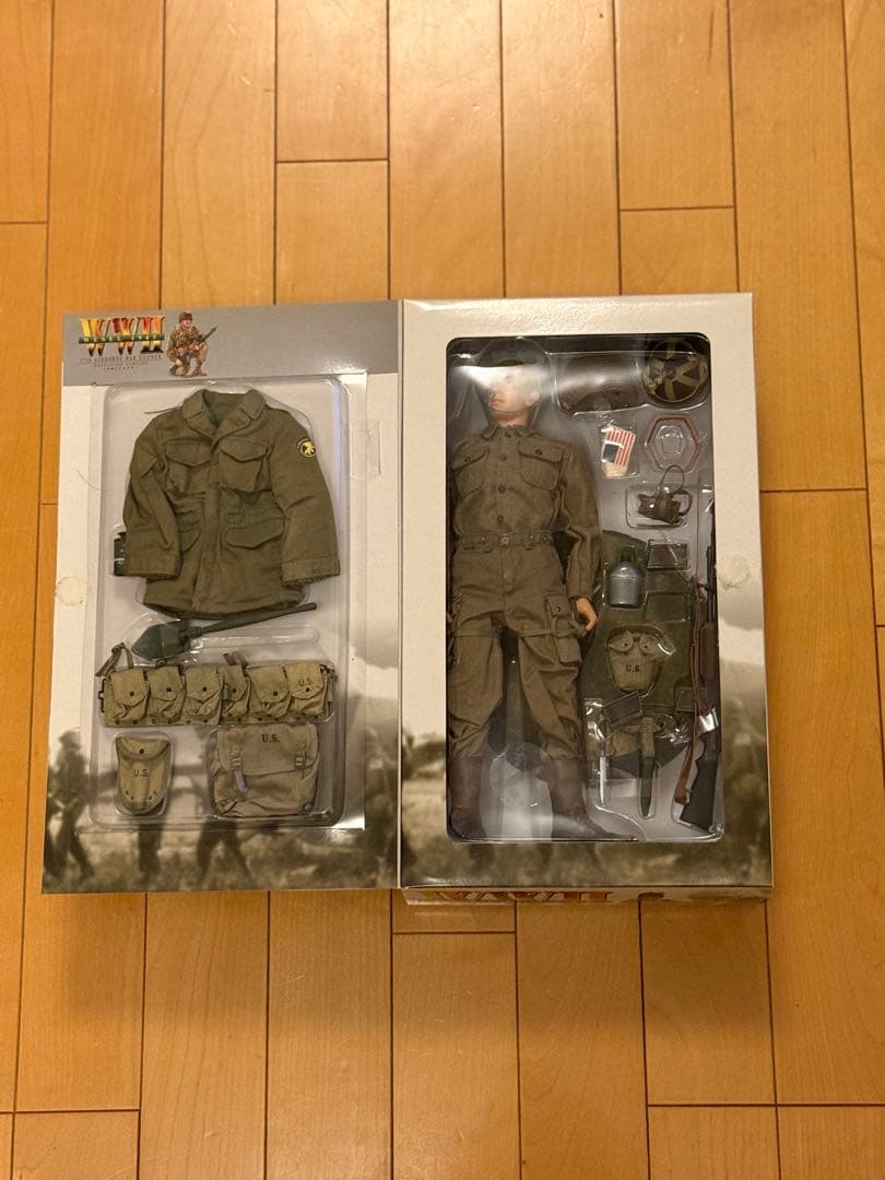 ドラゴンモデルズ　1/6WW2アメリカ陸軍空挺兵　フィギュア　台座付き　レア
