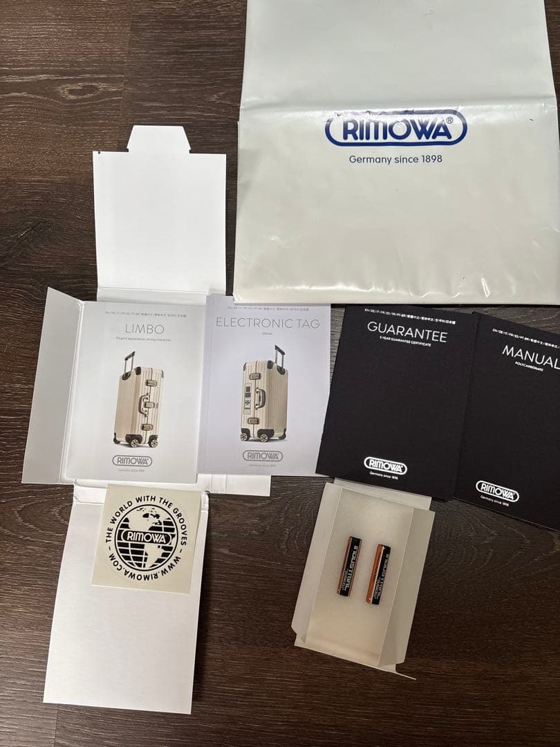 【最安値•正規店購入RIMOWA】HYBRID チェックインLサイズ 保証書付