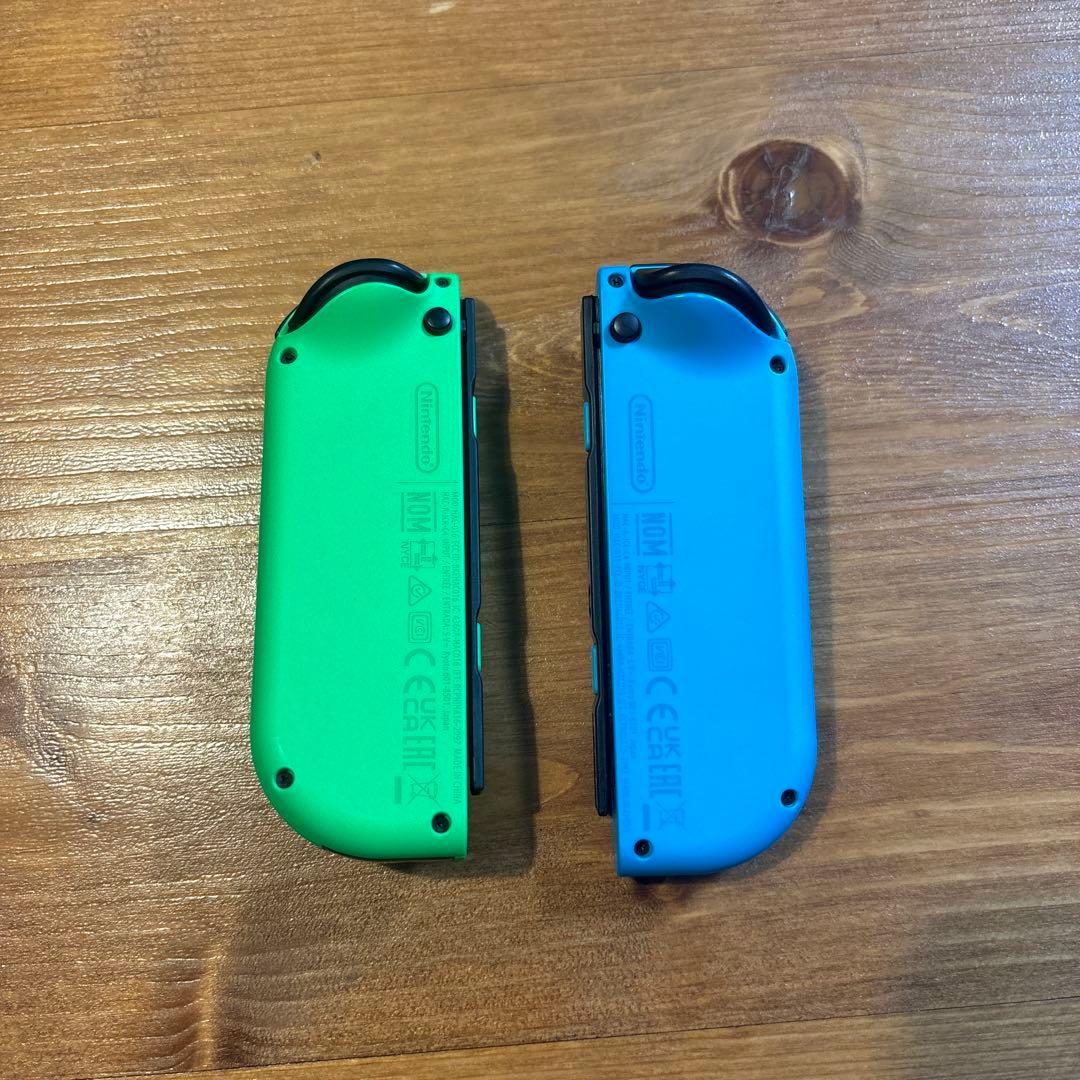 Nintendo Switch 本体 青/緑 ジョイコン　ケース付き