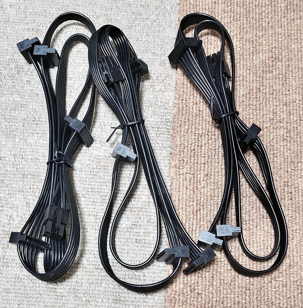 電源ユニット thermaltake TOUGHPOWER GRAND RGB 1050W