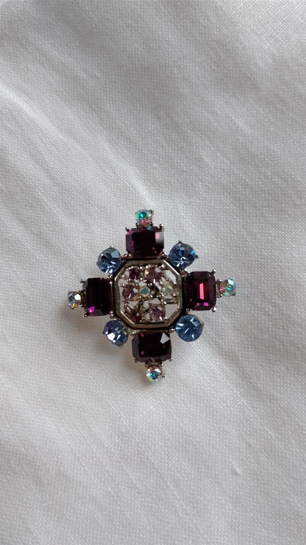 Givenchy マルチカラーブローチ 約3.5cm