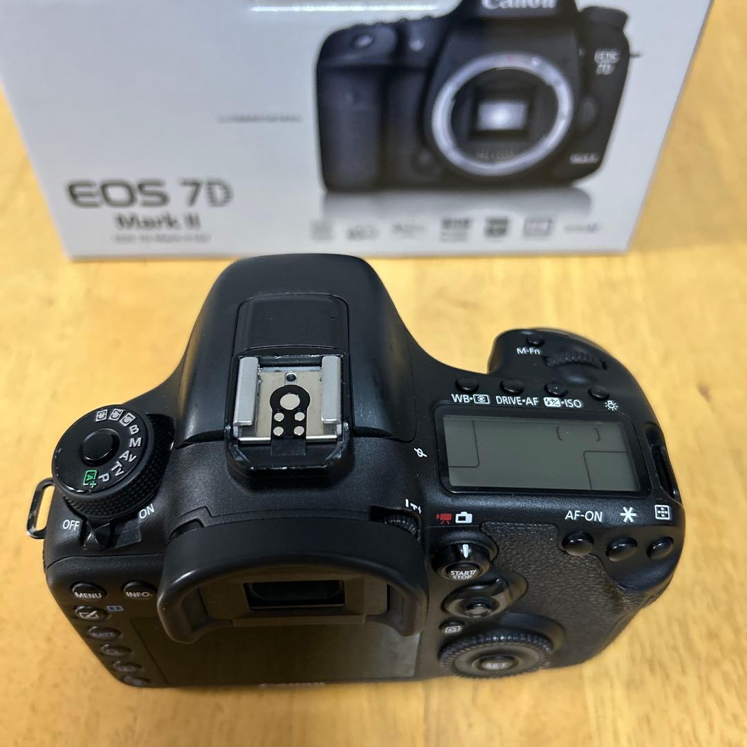 デジタルカメラ Canon EOS 7D mark2