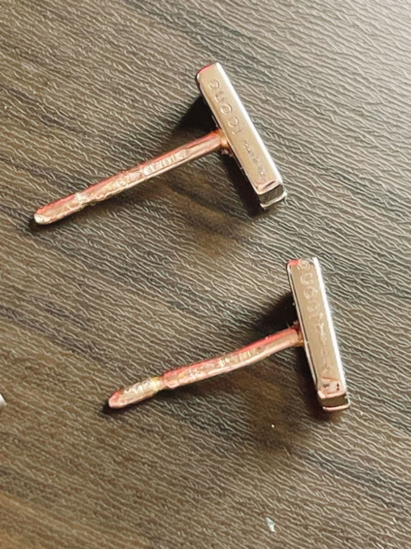 値下げ　GUCCI Gロゴスタッドピアス シルバー750 K18WG