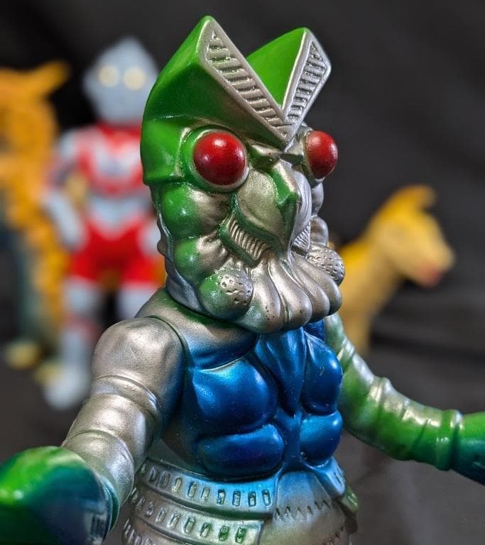 ウルトラマン＆バルタン星人他登場怪獣（ブルマァク復刻）ソフビフィギュア４体セット