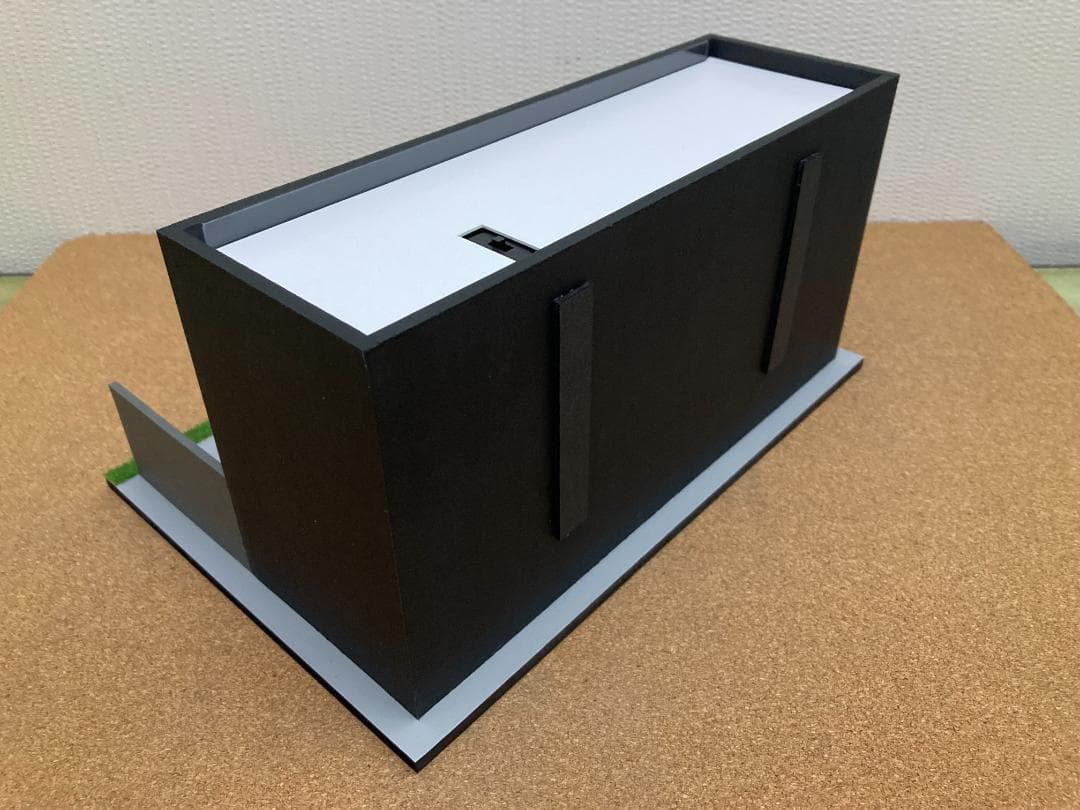 ミニカー用ジオラマ：1/64 カーディーラーⅡ（ブラック＆ダークグレー）