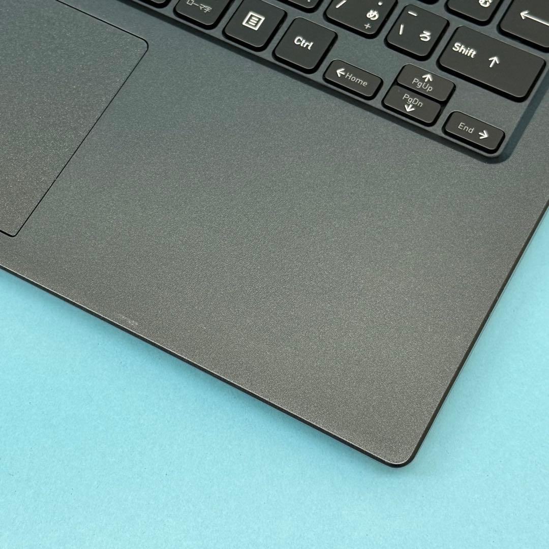 927 美品 dynabook G83/HU 第11世代 16GB office