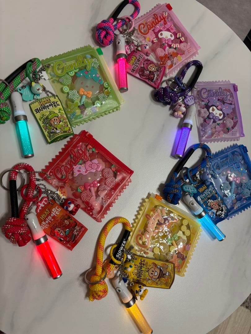 推し活　推しカラー　ピンク　ブルー　グリーン　パープル　レッド　イエロー　オタ活