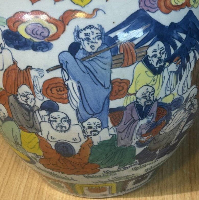 S8002　大明萬暦年制　五彩　人物図壺　中国古陶磁器　唐物　中国骨董品　壺