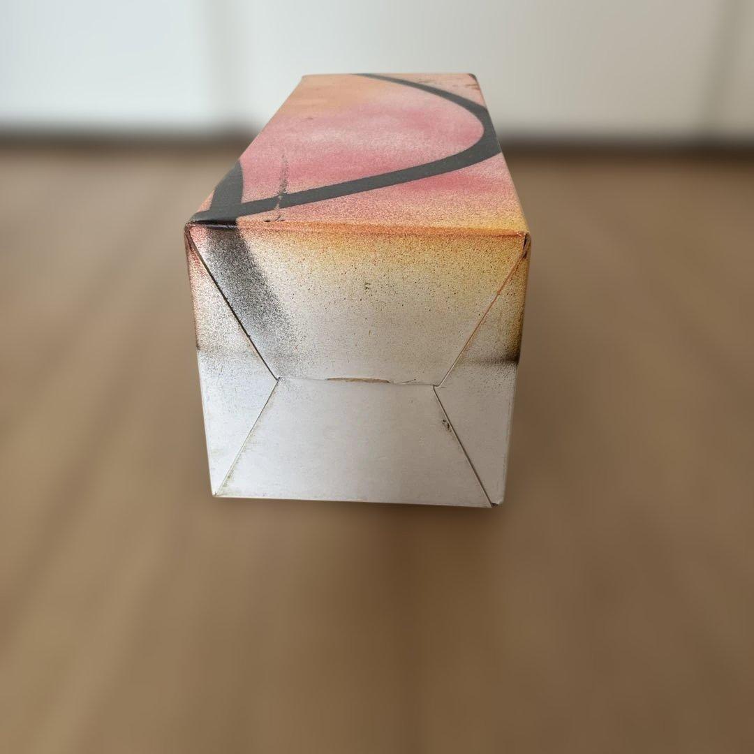 ヘネシー V.S リミテッド エディション by Futura 容量：700ml