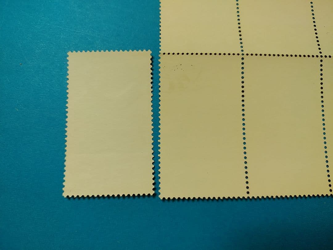 切手　毛沢東思想万歳　消印あり