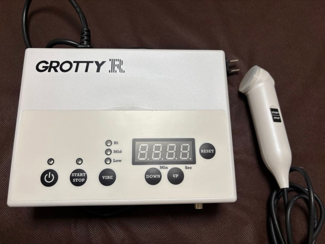 GROTTY R 近赤外線美容器　エステプロラボ