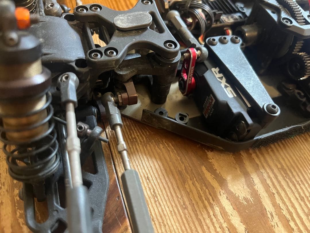 Kyosho Lazer ZX7 1:10 4WD バギー