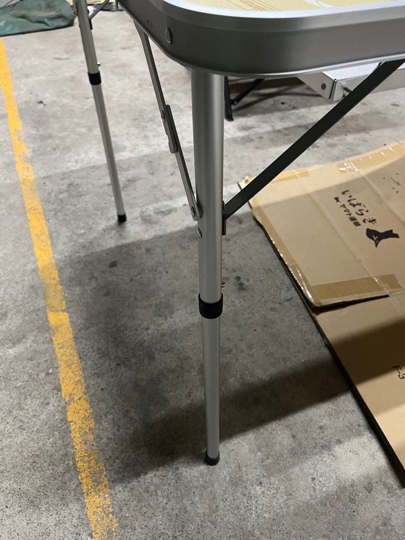 Coleman アウトドアテーブル ベージュ